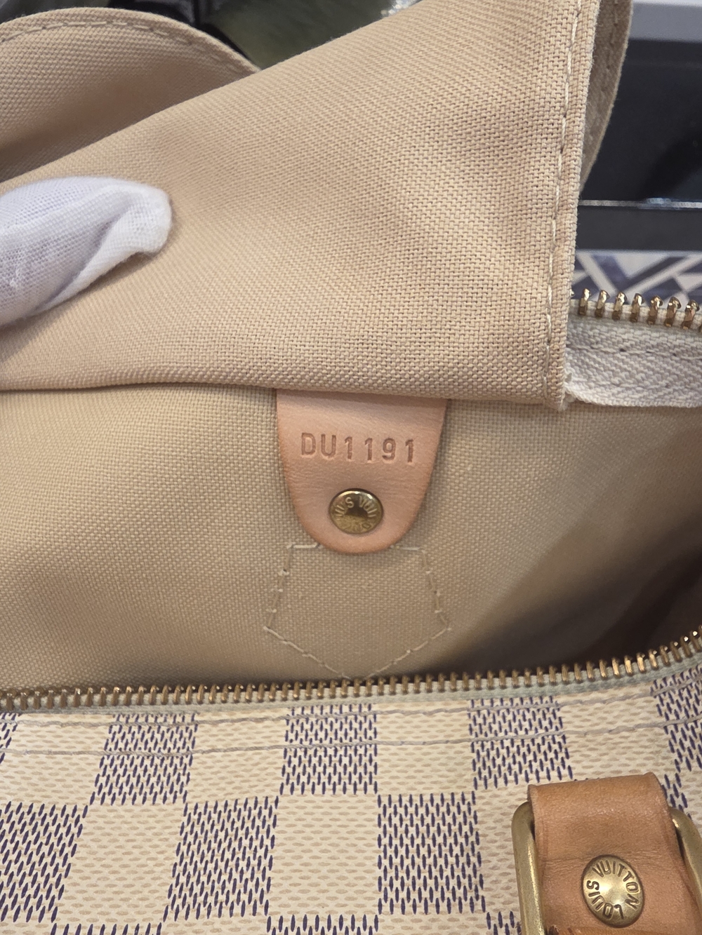 Louis Vuitton Damier Azur Satchel in Cream and Tan - Picture 15 of 16